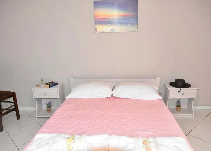 Apartmanhotel Anemomylos 3*